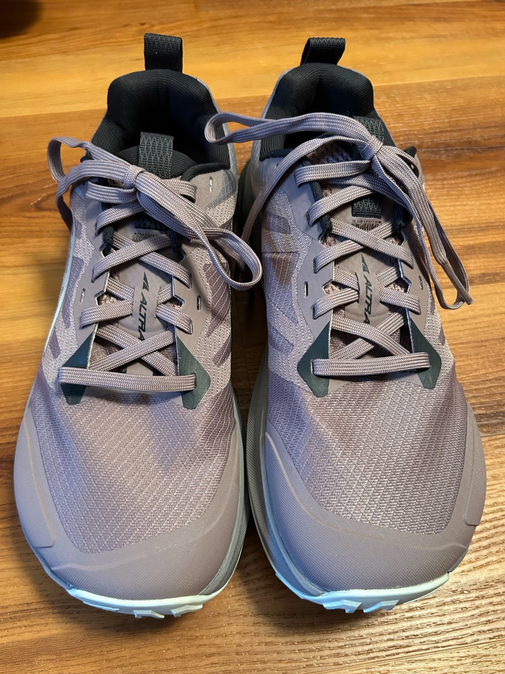 Altra Lone Peak 9 - Women’s 9 - Picture 3 of 6